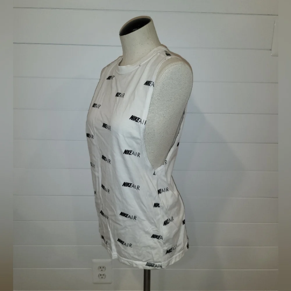 Nike Air logo muscle tank - Picture 2 of 5